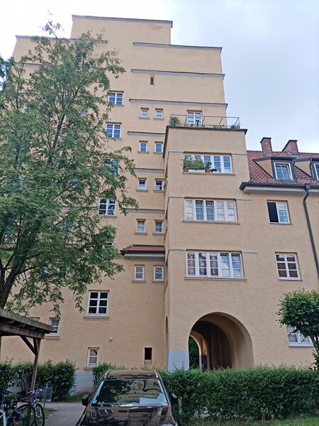 Datei:Wohnhof Kammgarn 1.jpg